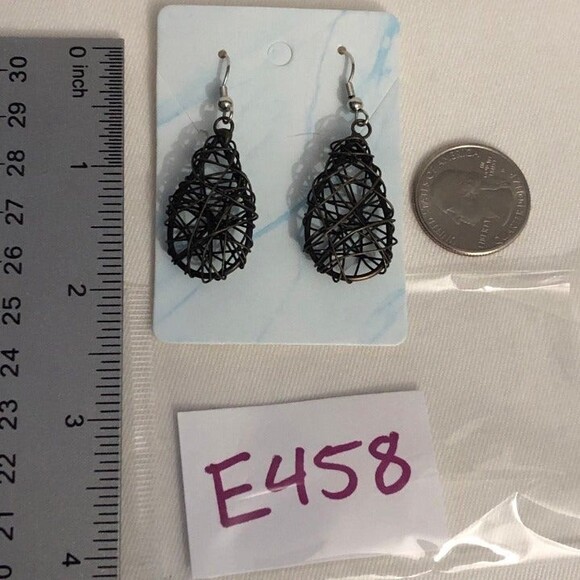 Teardrop 3D Wire Dangle Earrings - Picture 3 of 4